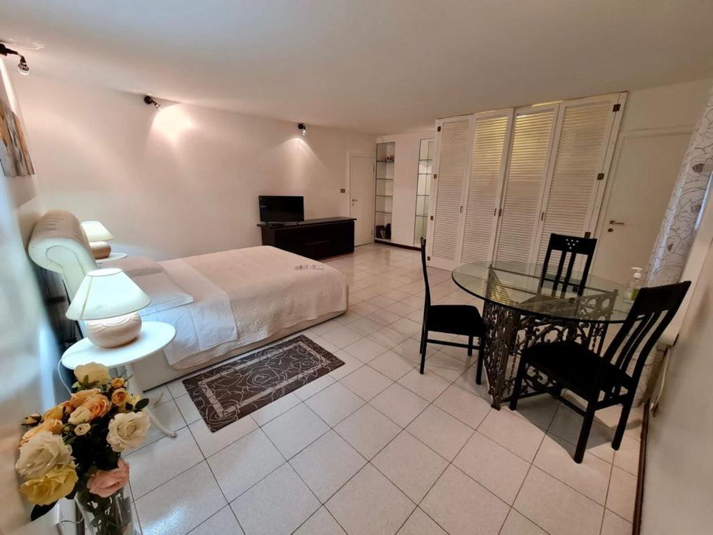 monolocale Oberdan Appartement Bologna Buitenkant foto